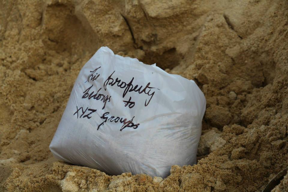 Intervention by Anupama Rms. Project 560: Intervention by the 080:30 Collective at Nayandanahalli Junction, Mysore Road