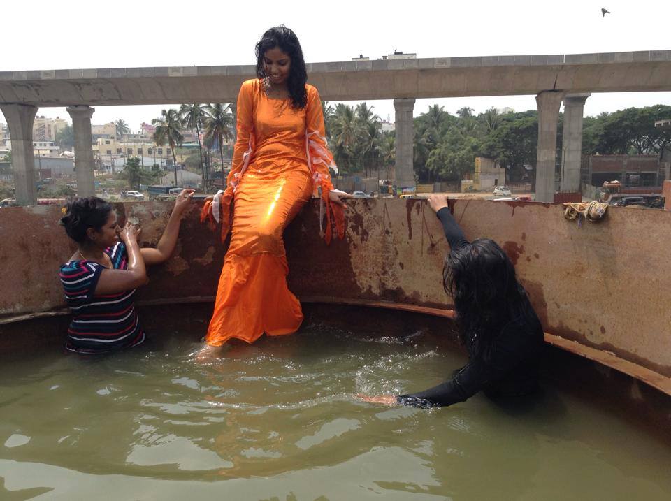 Intervention by Ranjana Nagaraja. Project 560: Intervention by the 080:30 Collective at Nayandanahalli Junction, Mysore Road