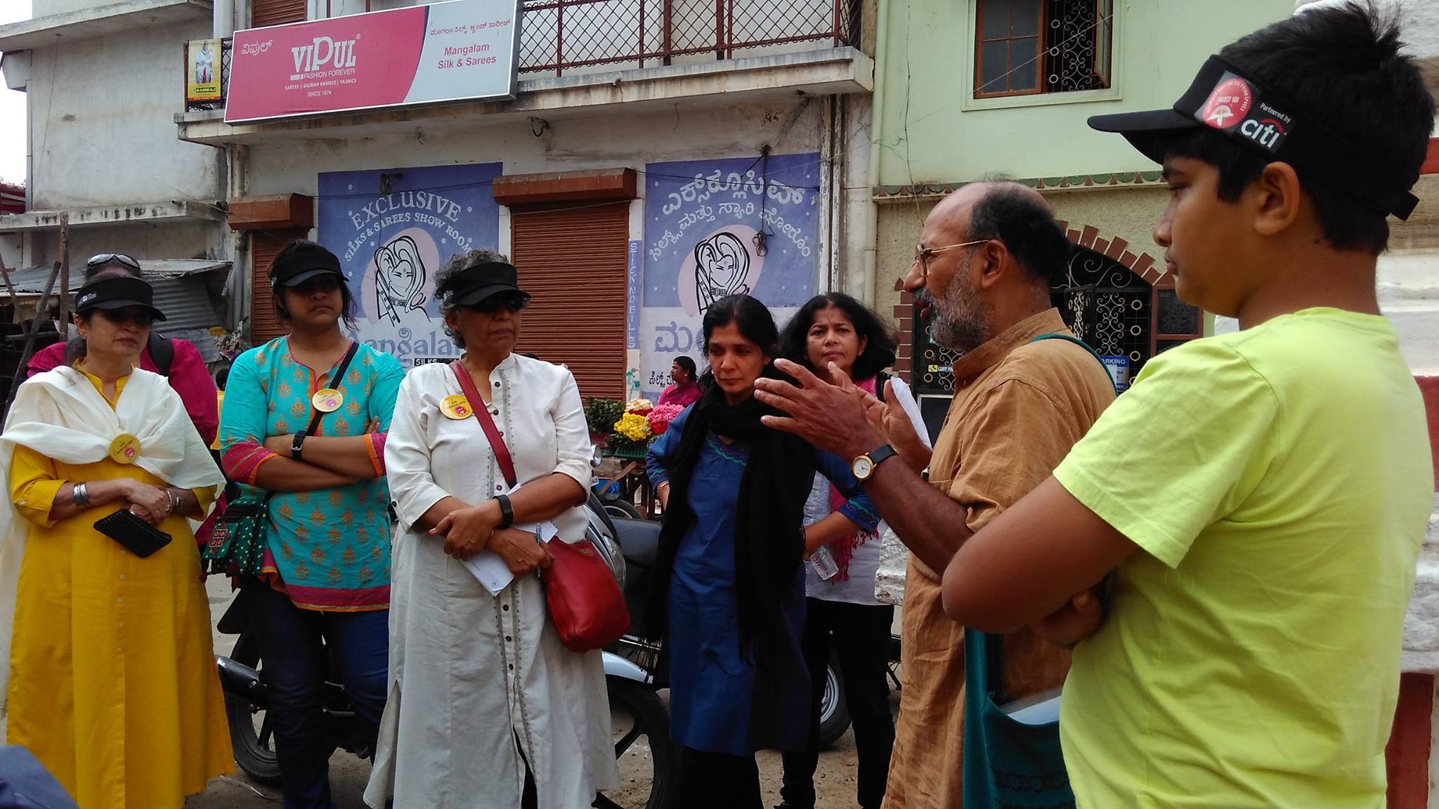 Prof Varanashi starting off with introductions